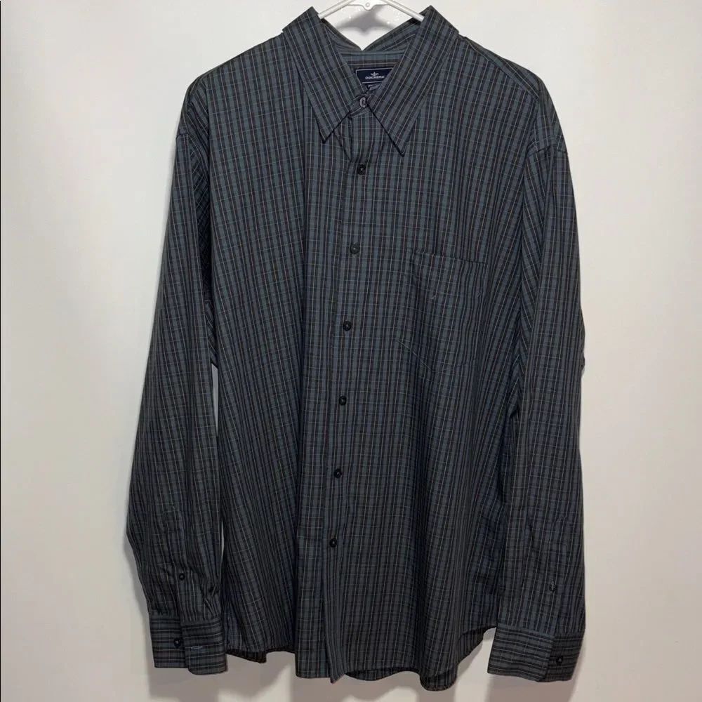 Dockers Men's Blue and Black Checkered Shirt